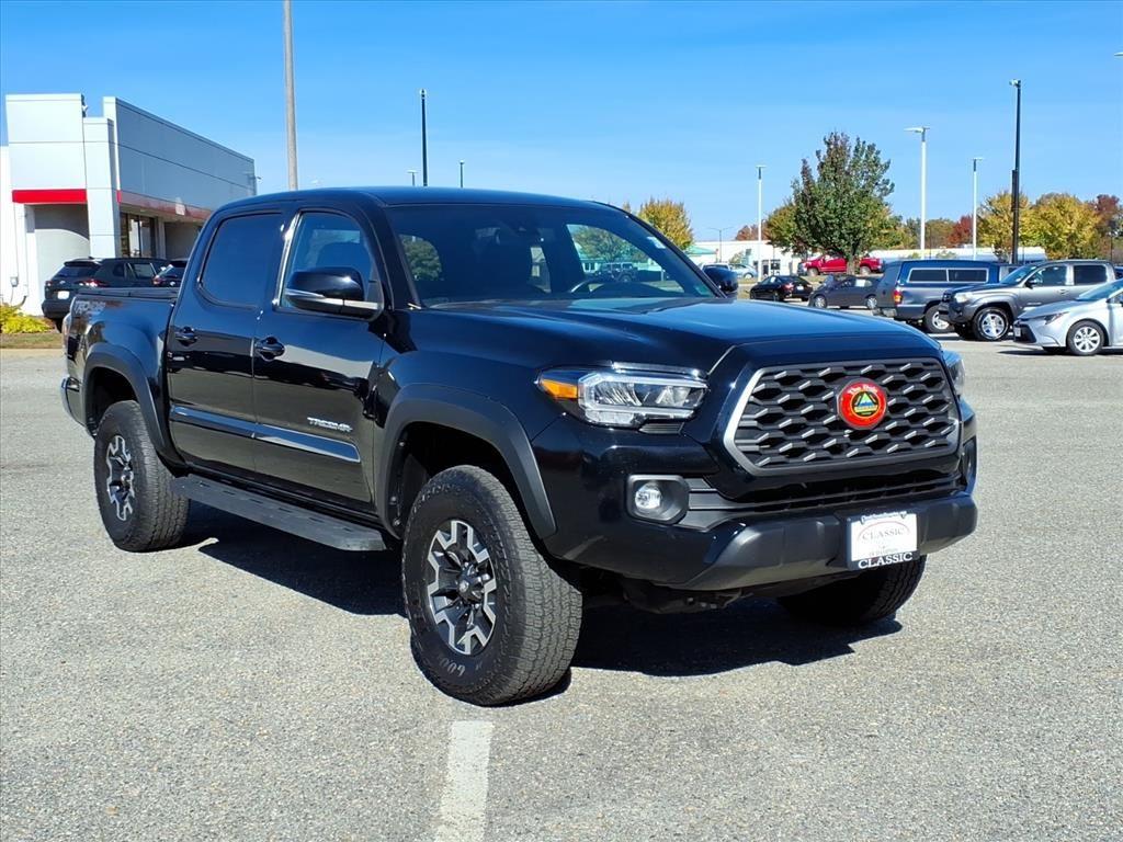 2022 Toyota Tacoma TRD Off Road's photo