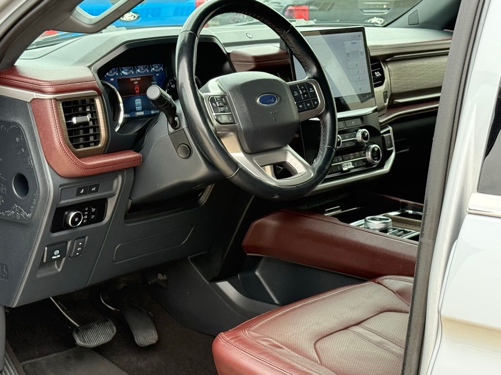 2023 Ford Expedition MAX Limited photo 7