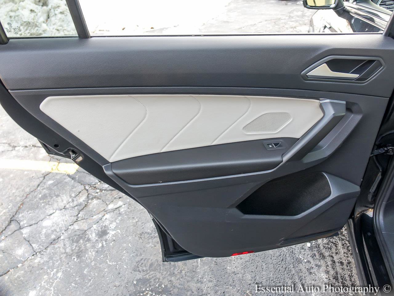 2021 VOLKSWAGEN TIGUAN - Image 19