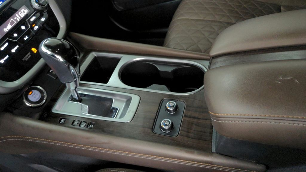 2022 Nissan Murano Platinum photo 19