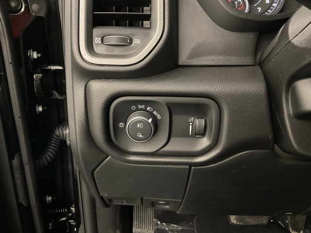 2026 Ram 3500 Tradesman photo 14