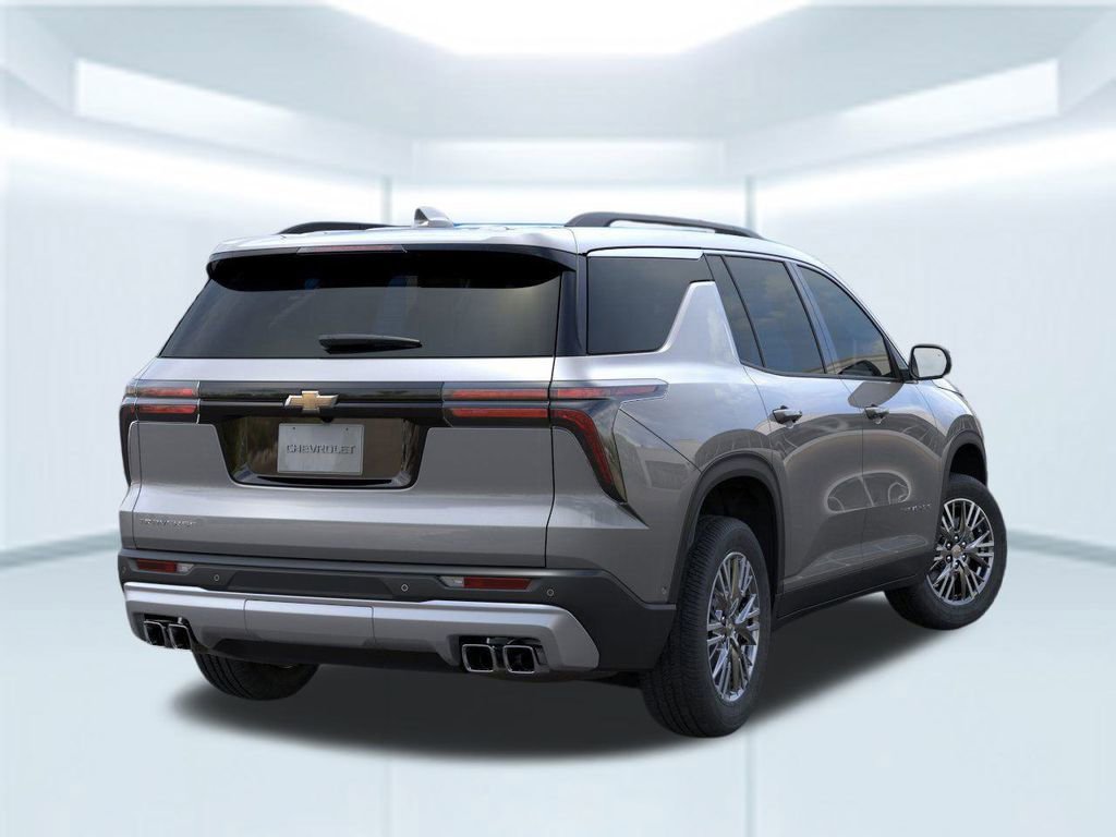 2026 Chevrolet Traverse photo 3