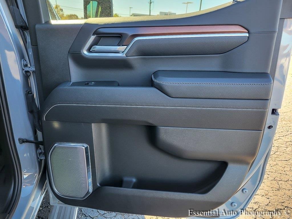 2025 GMC SIERRA - Image 20