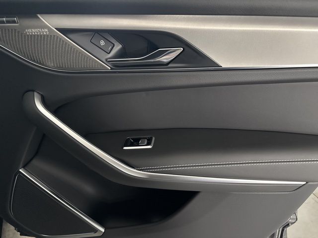 2026 Jaguar F-PACE P250 R-Dynamic S photo 30