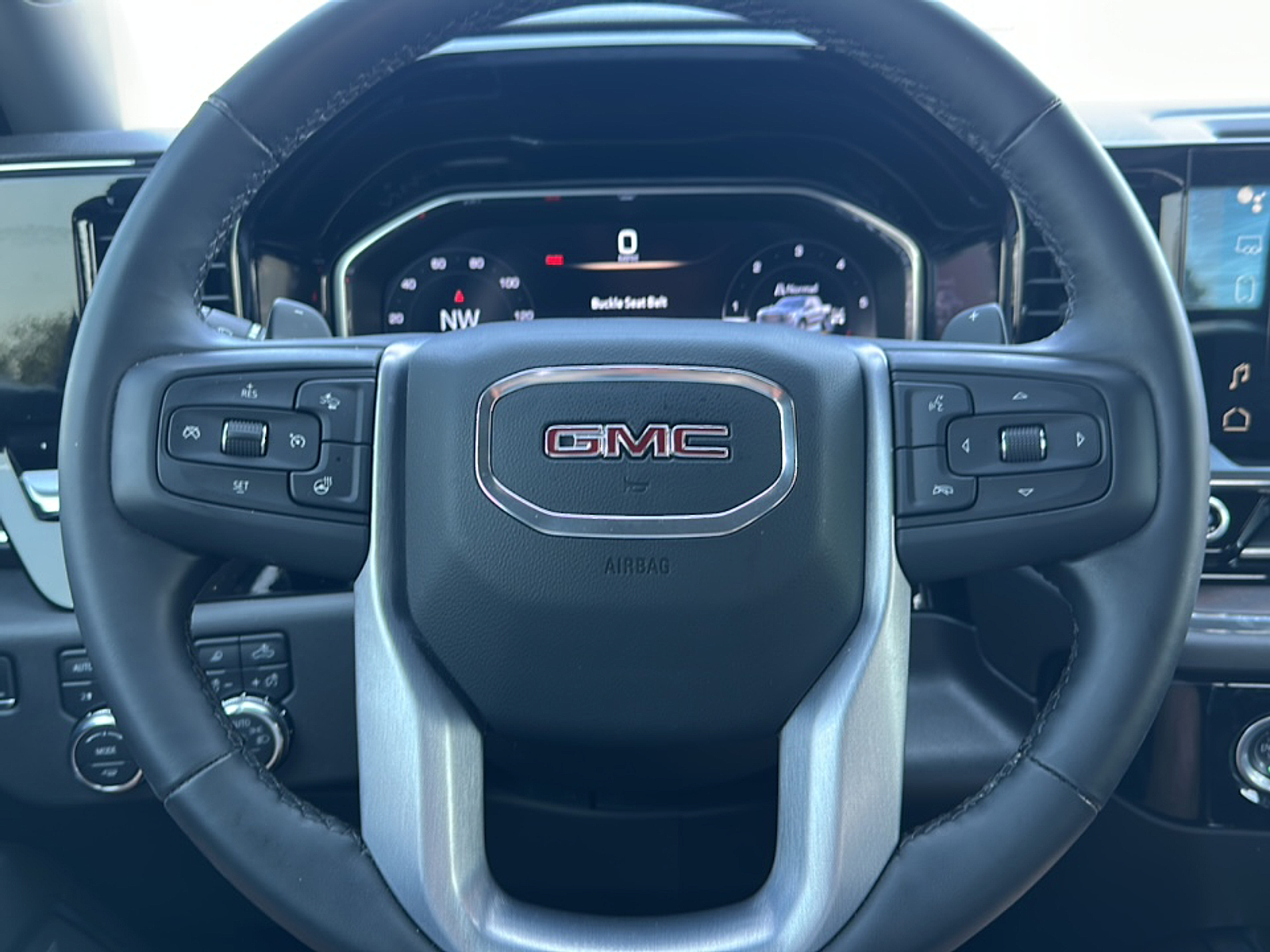 2024 Gmc Sierra 1500 SLT photo 12