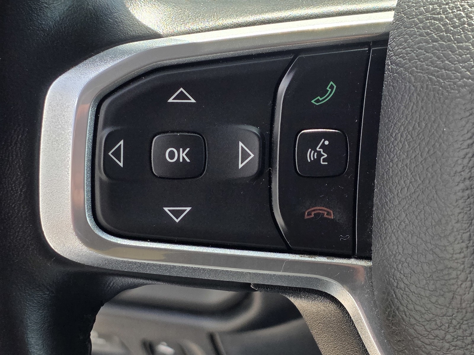 2022 Ram 1500 Laramie photo 30