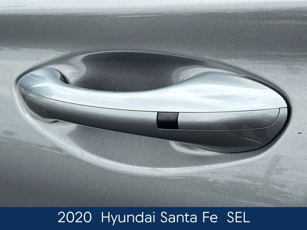 2020 Hyundai Santa Fe SEL photo 4