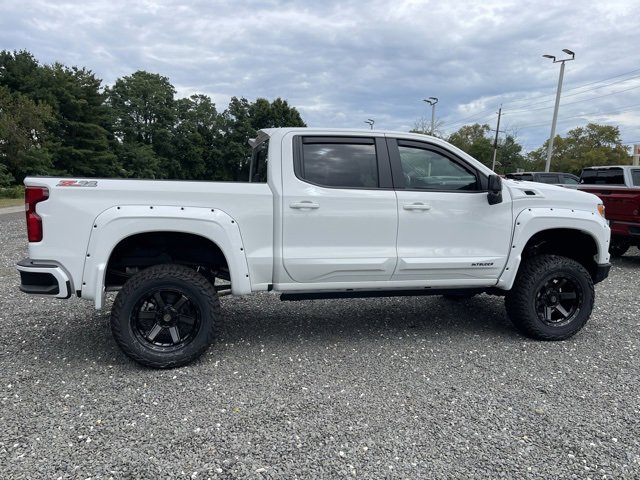 2025 Chevrolet Silverado 1500 RST photo 10
