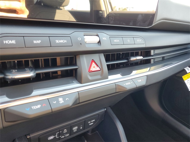 2025 Kia K4 EX photo 17
