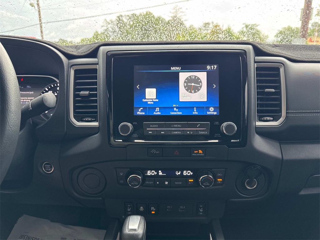 2024 Nissan Frontier SL photo 24