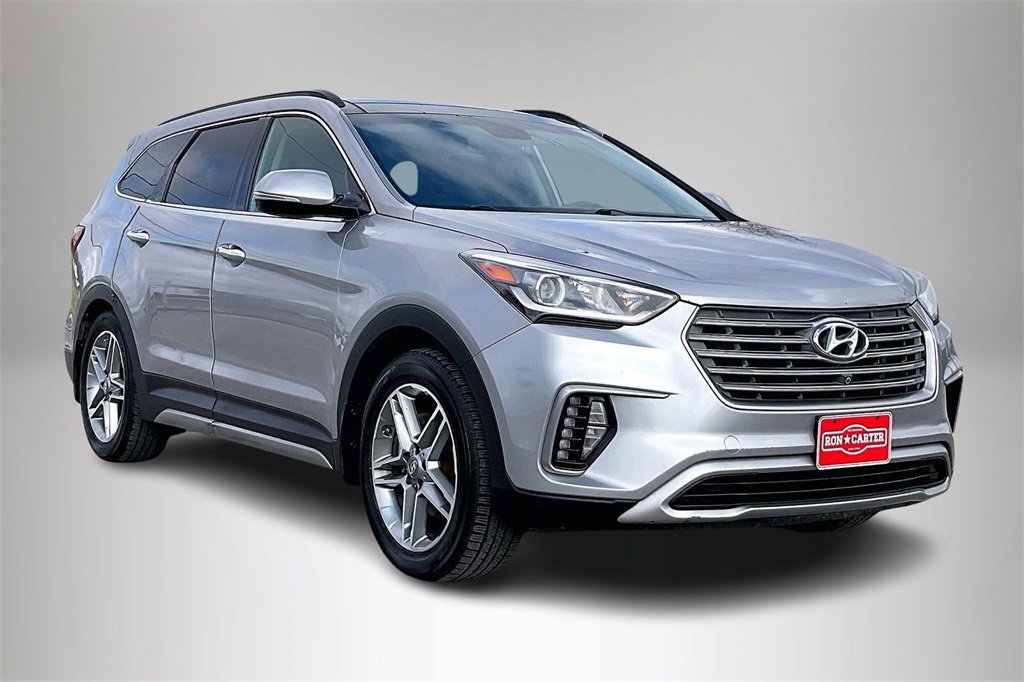 2017 Hyundai Santa Fe Limited Ultimate's photo