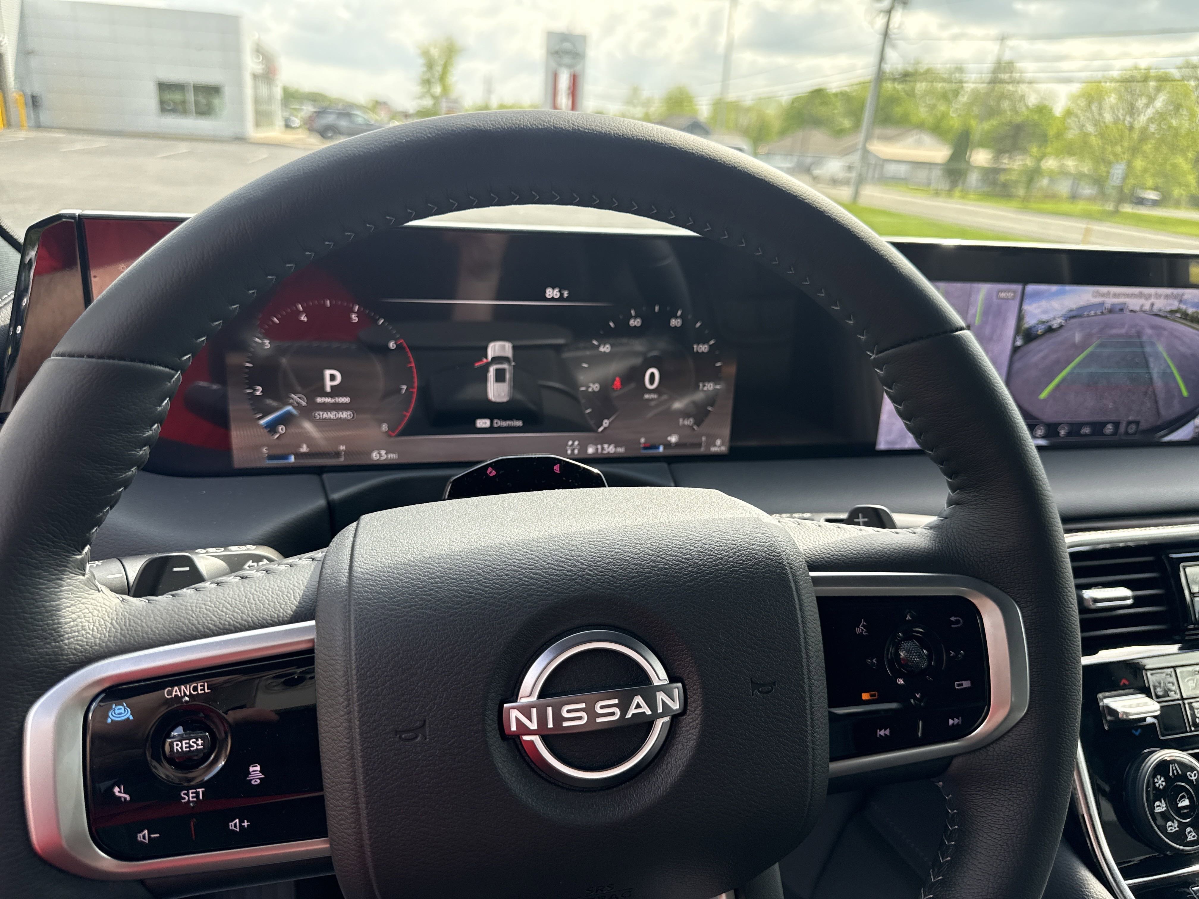 2025 Nissan Armada SL photo 4