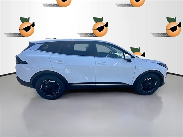 2026 Kia Sportage EX photo 8