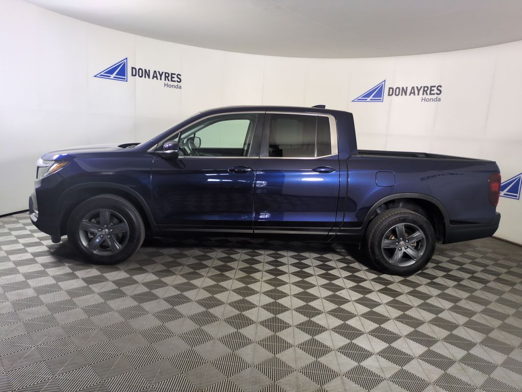 2021 Honda Ridgeline RTL photo 2