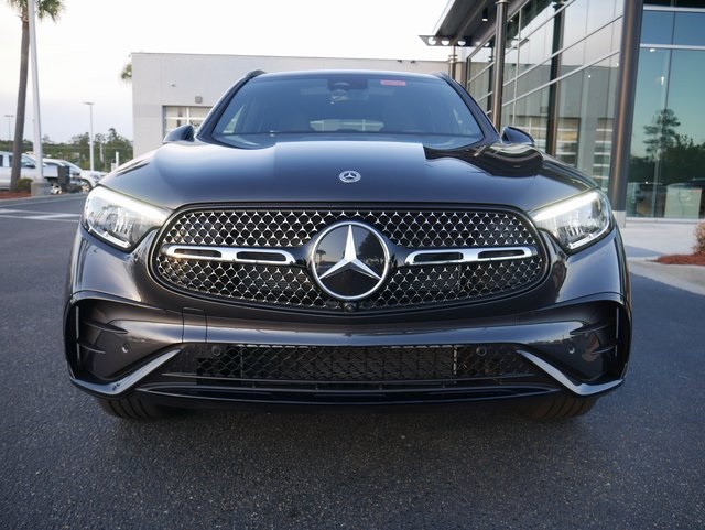 2026 Mercedes Benz GLC 300 photo 2