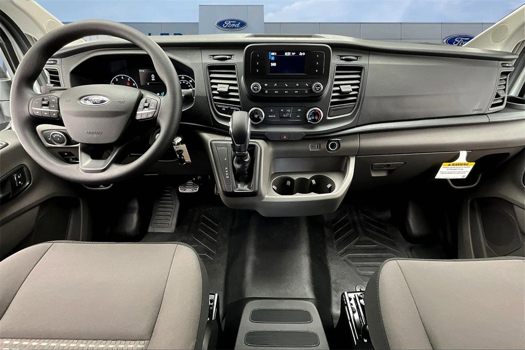 2025 Ford Transit Cargo Van photo 4
