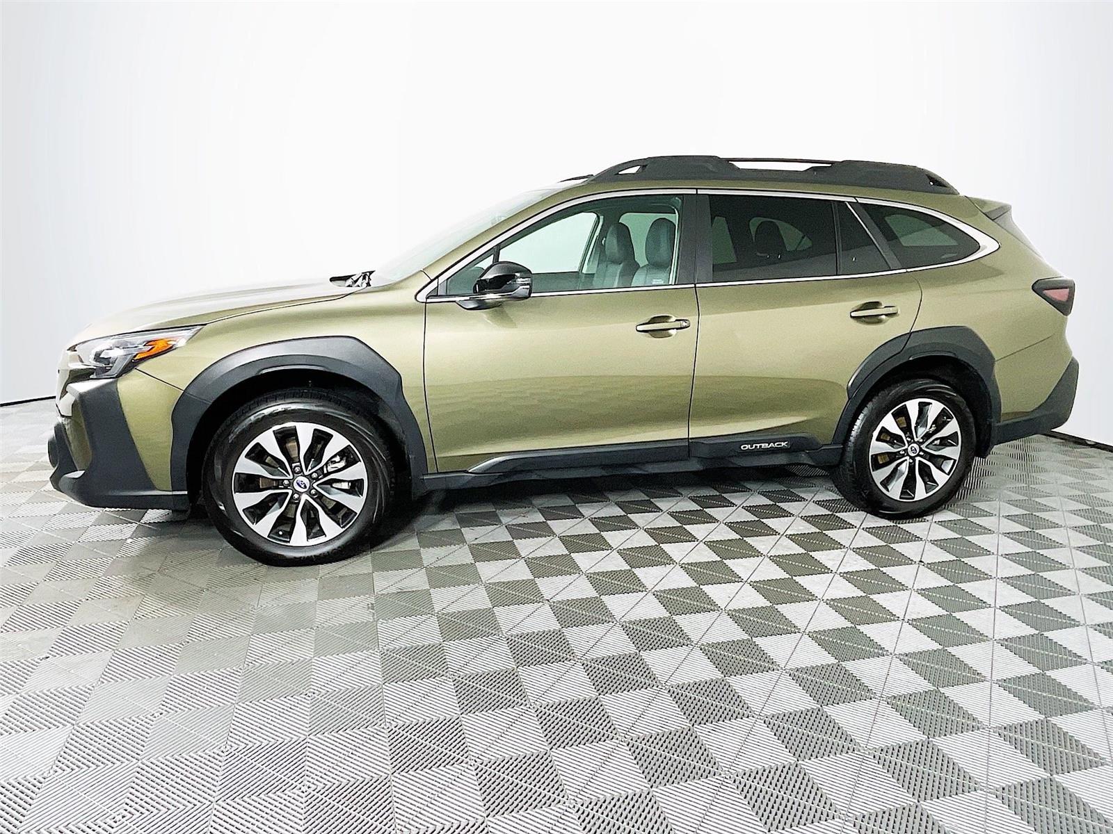 2025 Subaru Outback Limited photo 4