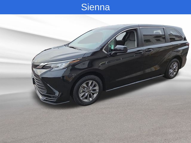 2023 Toyota Sienna LE