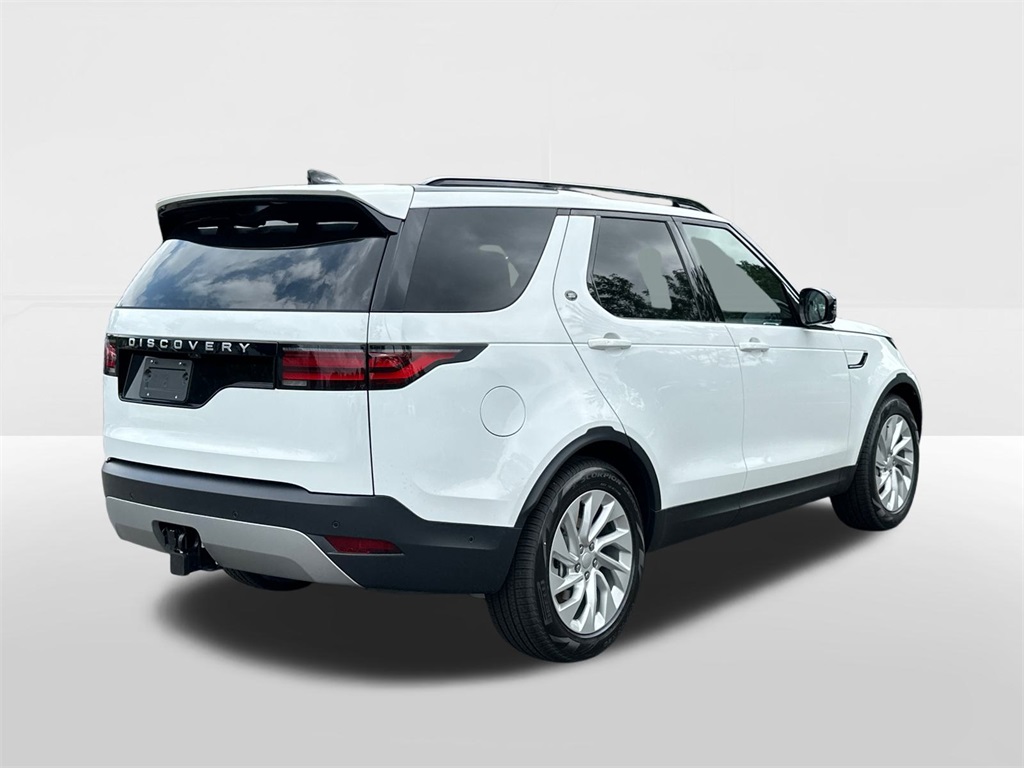 2025 Land Rover Discovery S photo 4