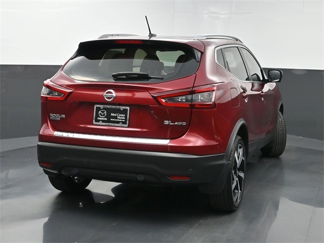 2022 Nissan Rogue Sport SL photo 3