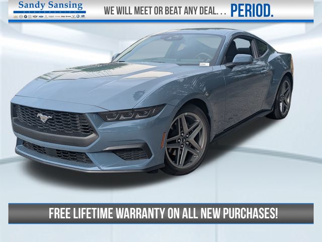 2025 Ford Mustang EcoBoost photo 2