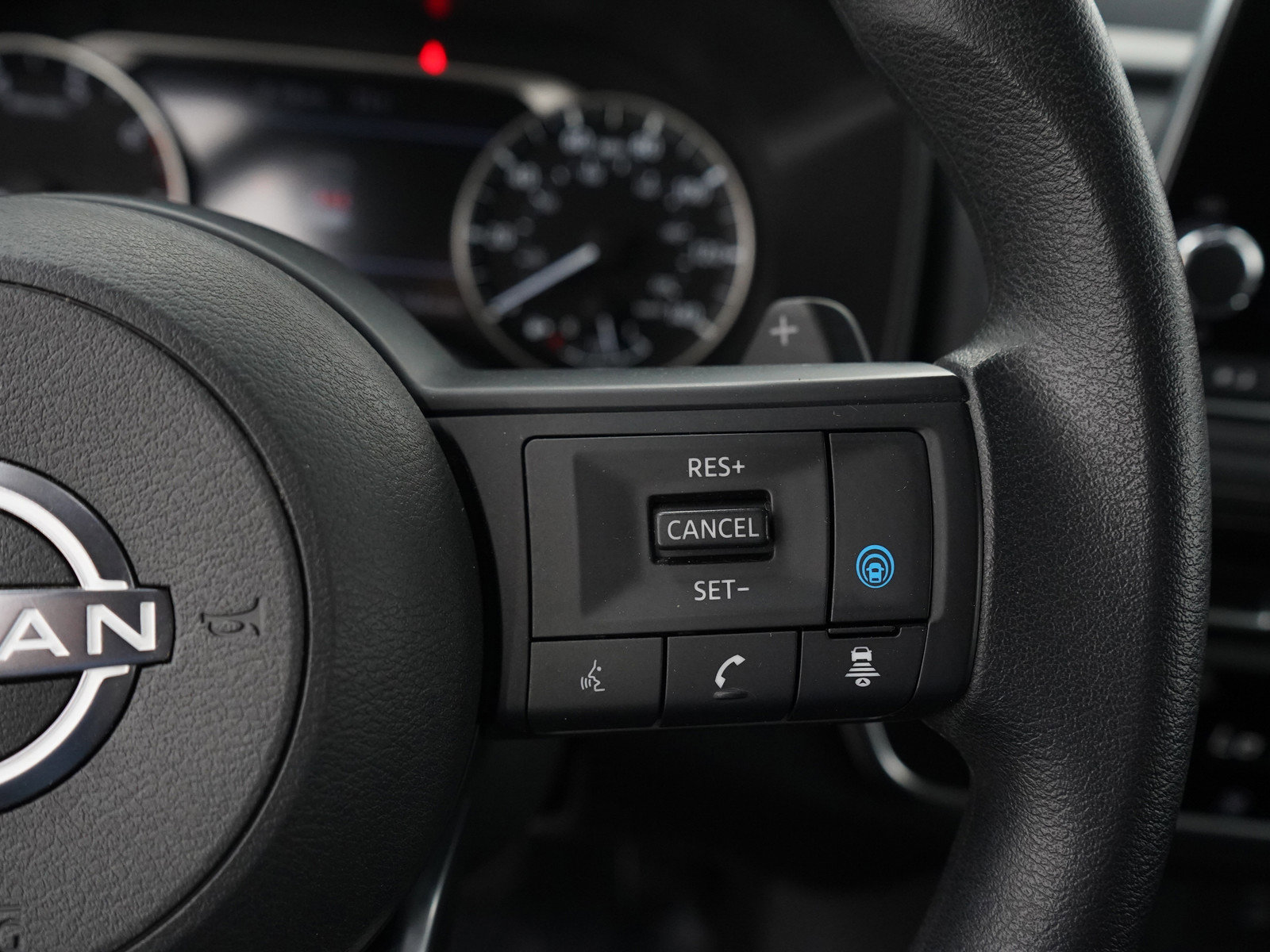 2024 Nissan Rogue SV photo 24