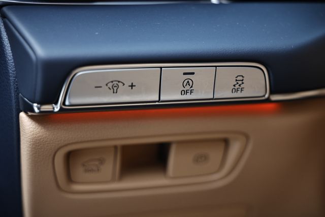 2023 Genesis GV80 3.5T Prestige photo 16