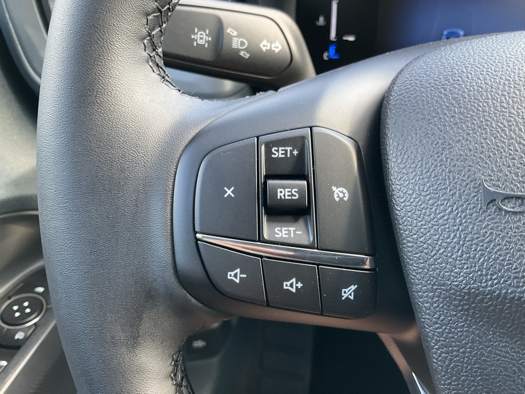 2025 Ford Maverick XLT photo 4