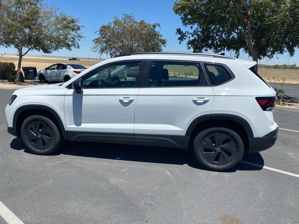 2025 Volkswagen Taos S photo 4