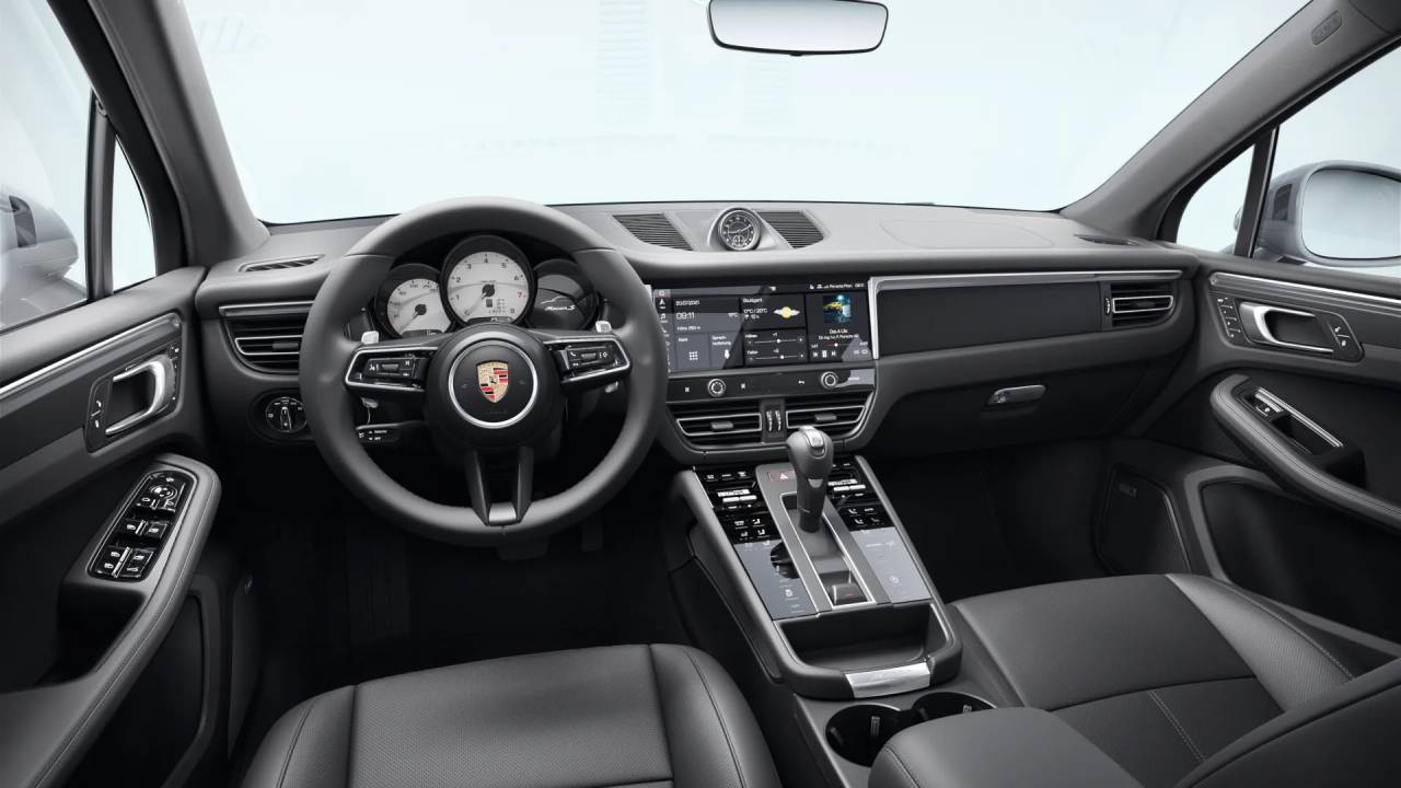 2026 Porsche Macan S photo 10