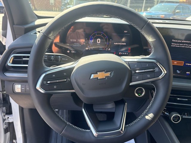 2025 Chevrolet Traverse photo 16