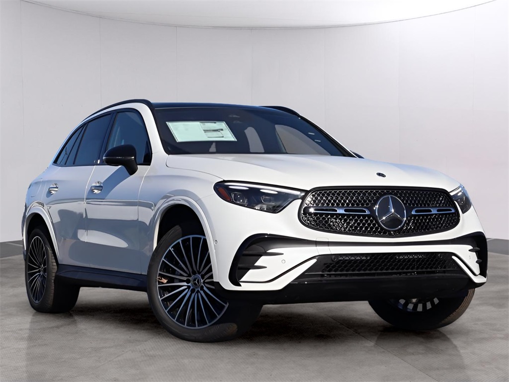 2026 Mercedes-Benz GLC Base's photo