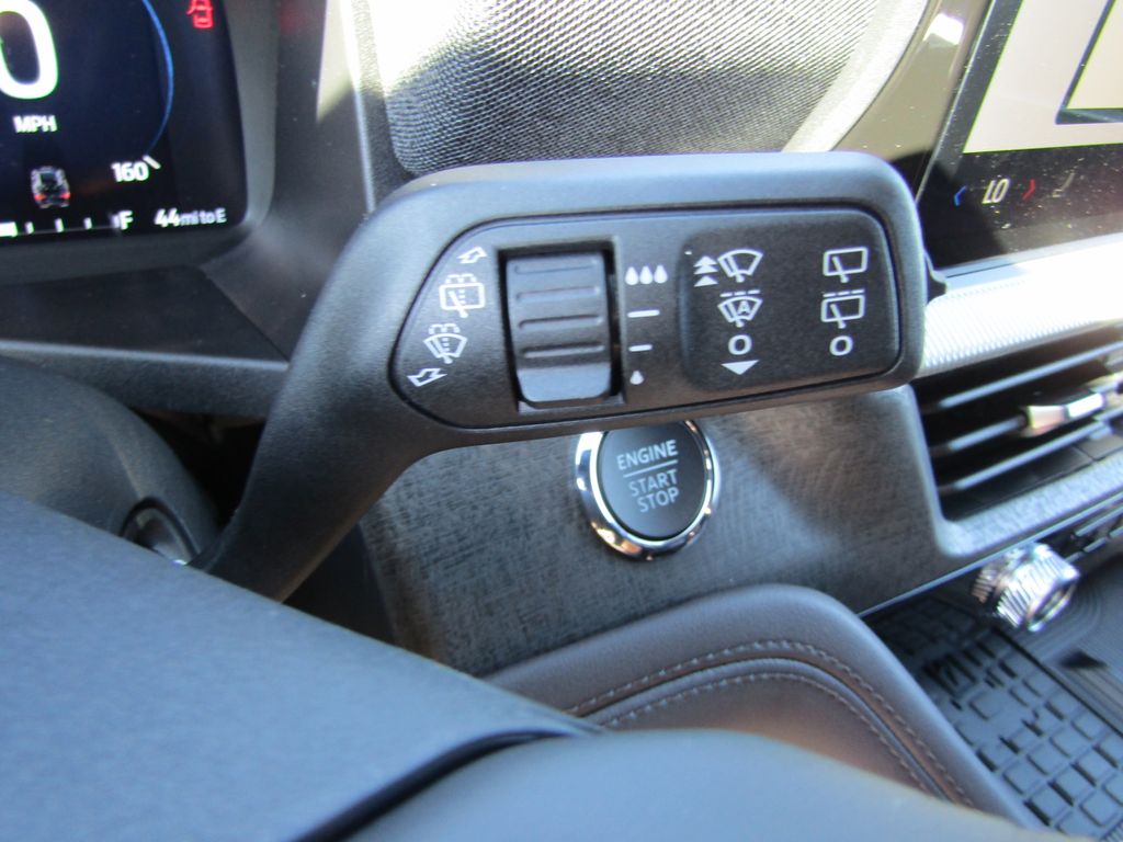 2025 Ford Explorer Platinum photo 21