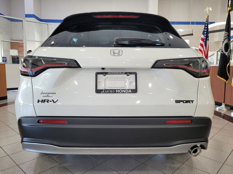 2026 Honda HR-V Sport photo 4