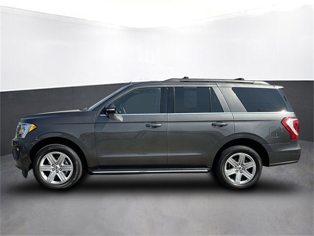 Used 2019 Ford Expedition XLT with VIN 1FMJU1JT7KEA65551 for sale in Kansas City