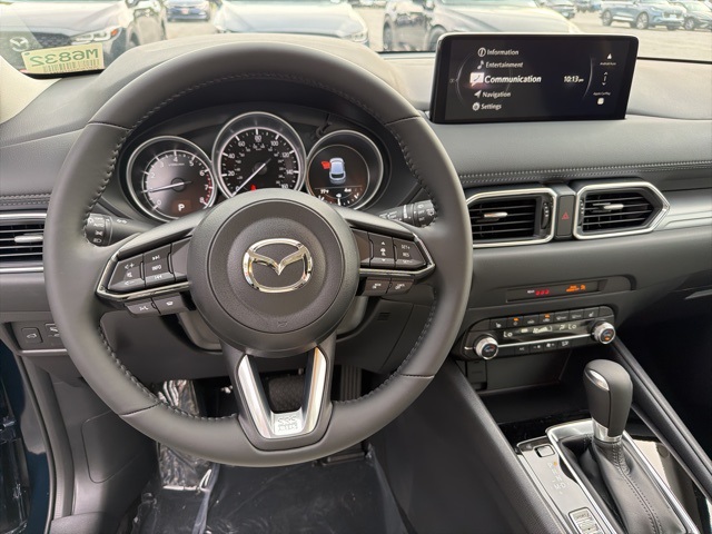 2025 Mazda CX-5 2.5 S Preferred photo 11
