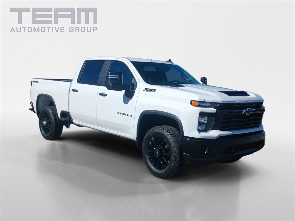 2026 Chevrolet Silverado 2500HD Custom's photo