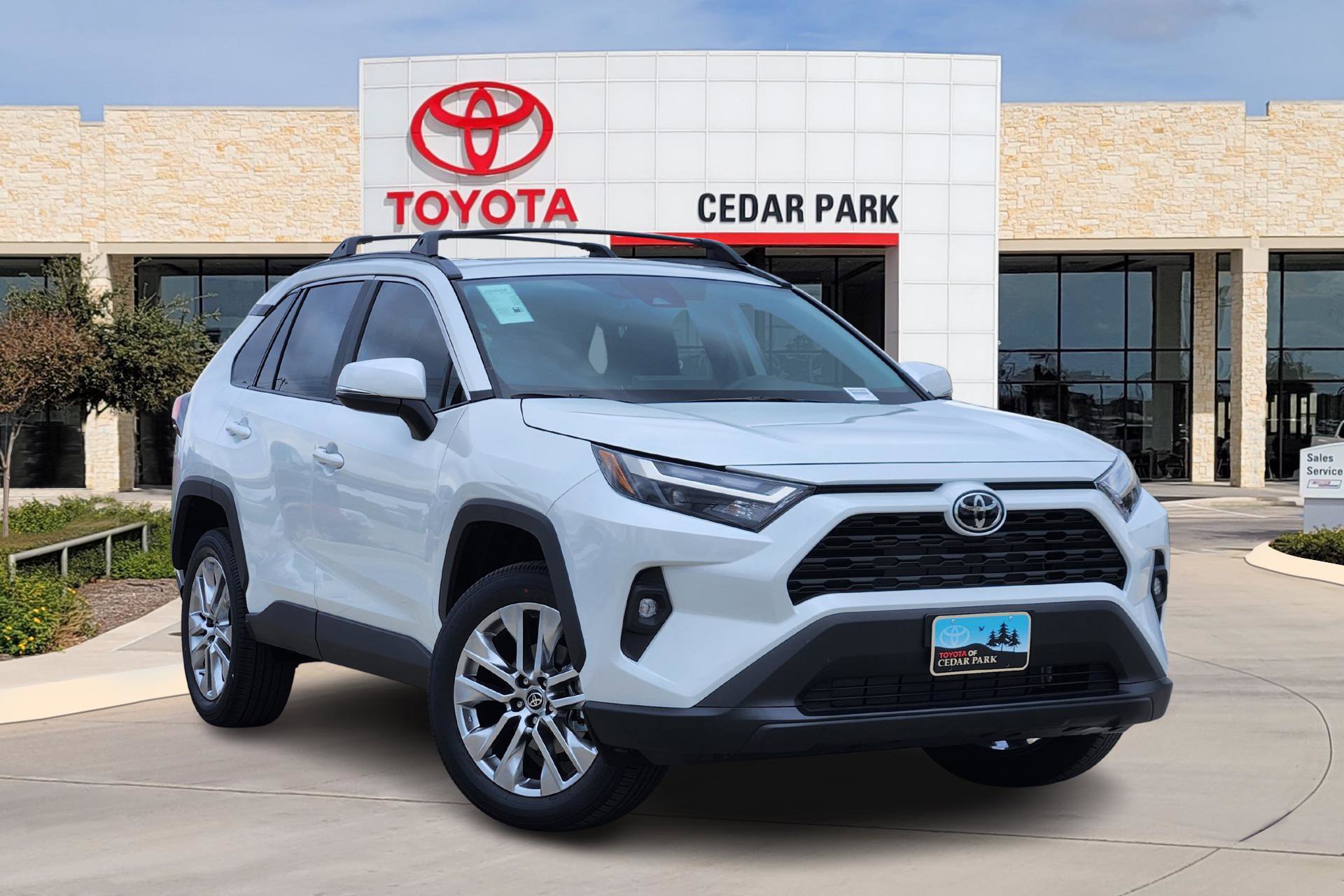 2025 Toyota RAV4 XLE Premium's photo