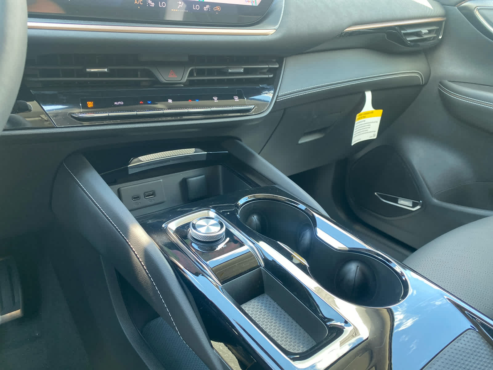 2025 Buick Envision Sport Touring photo 23