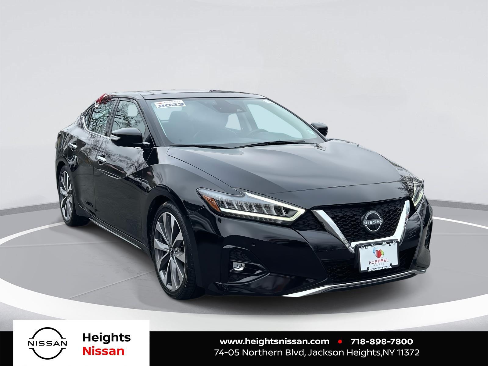 2023 Nissan Maxima Platinum's photo