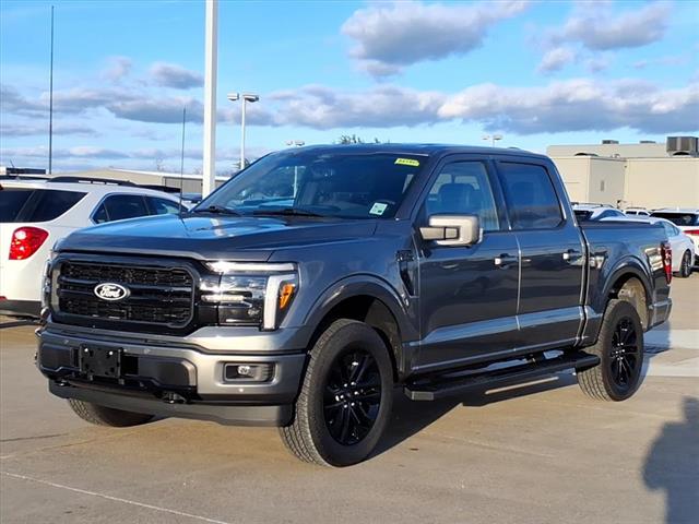 2025 Ford F-150 Lariat's photo