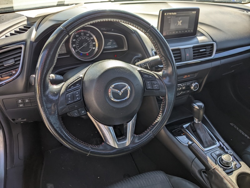 2016 Mazda Mazda3 Touring photo 10