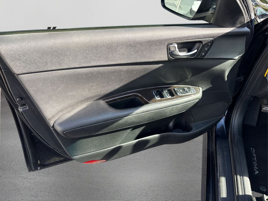 2016 Kia Optima EX photo 20