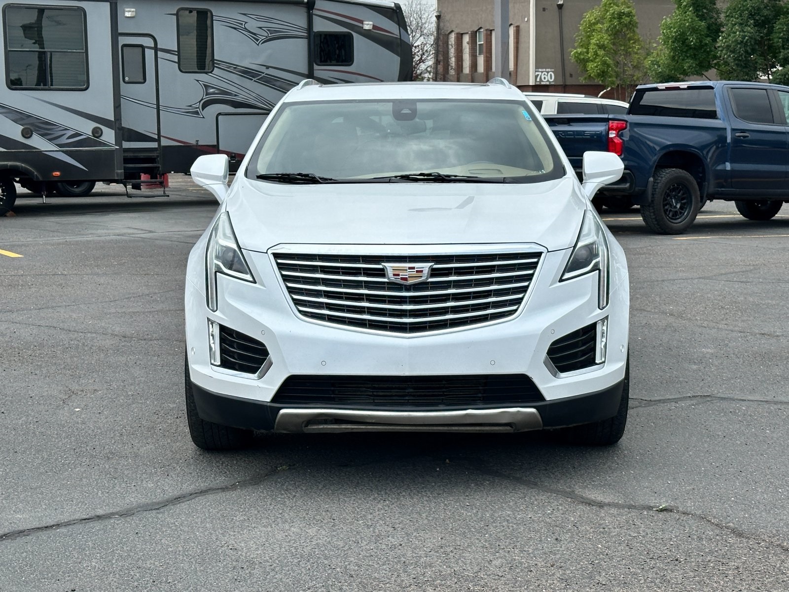 Used 2017 Cadillac XT5 Platinum with VIN 1GYKNFRS0HZ126880 for sale in North Logan, UT