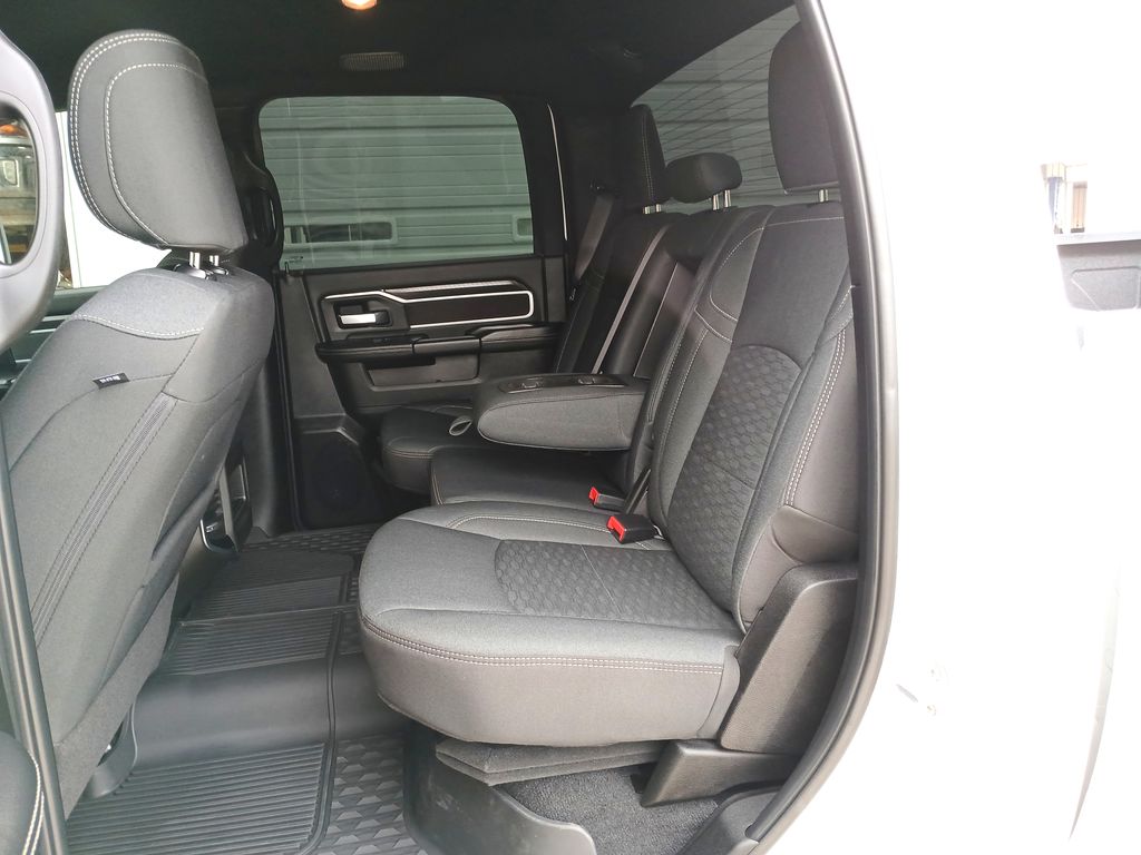 2025 Ram 2500 Big Horn photo 23
