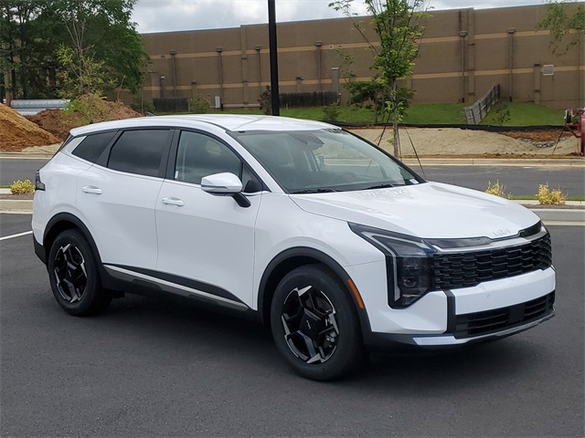 2026 Kia Sportage EX photo 3