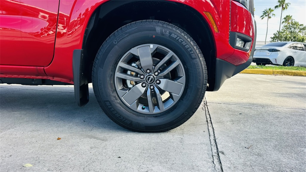2025 Nissan Frontier King Cab SV photo 9