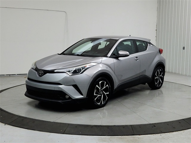 2018 Toyota C-HR XLE photo 3