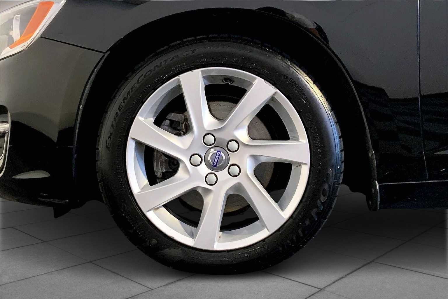 2015 Volvo S60 T5 Drive-E photo 10