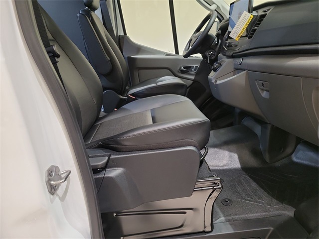 2022 Ford Transit photo 11
